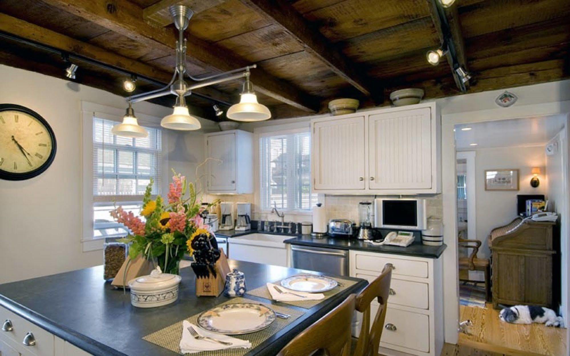 Revere Guest House Provincetown Exterior photo