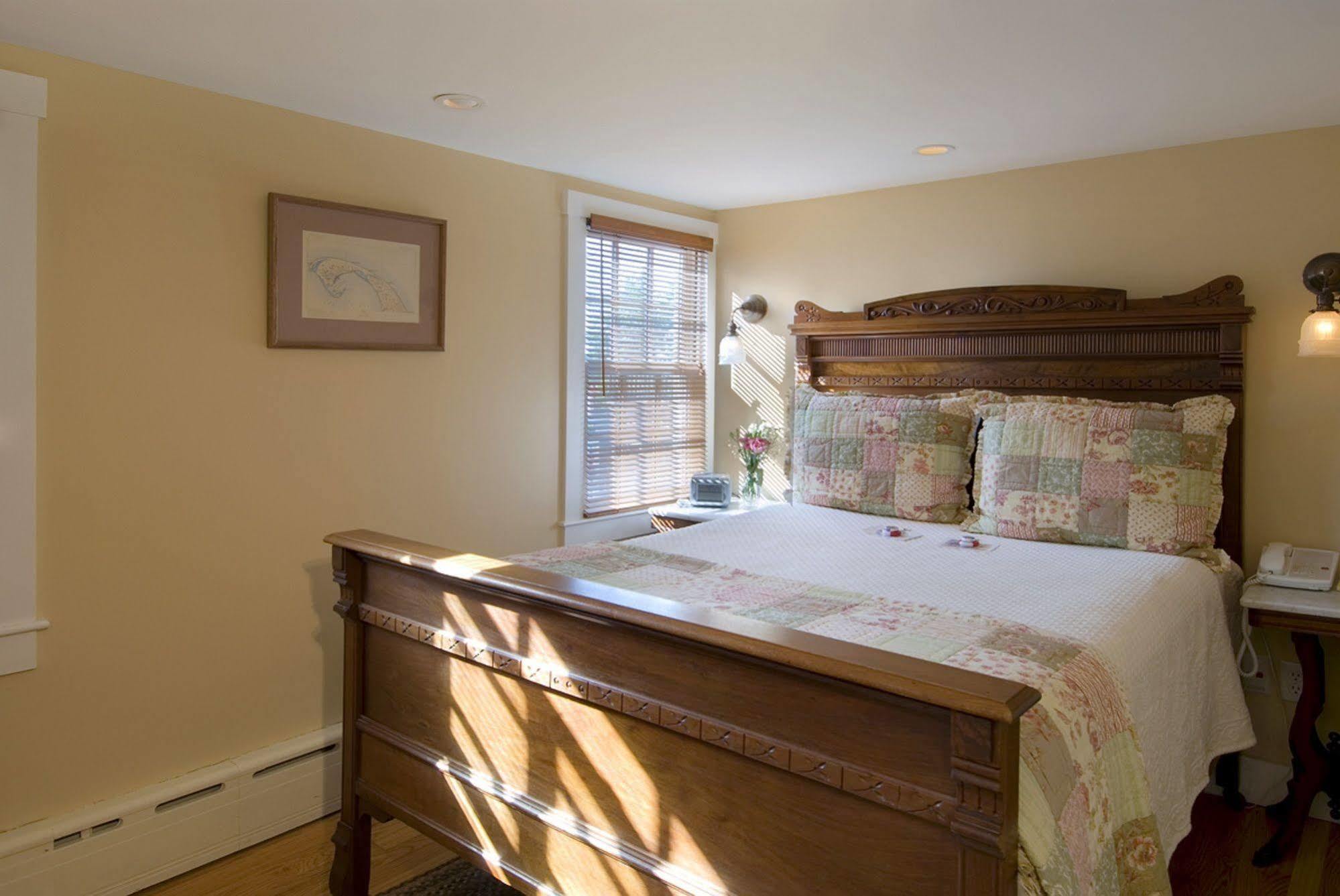 Revere Guest House Provincetown Exterior photo