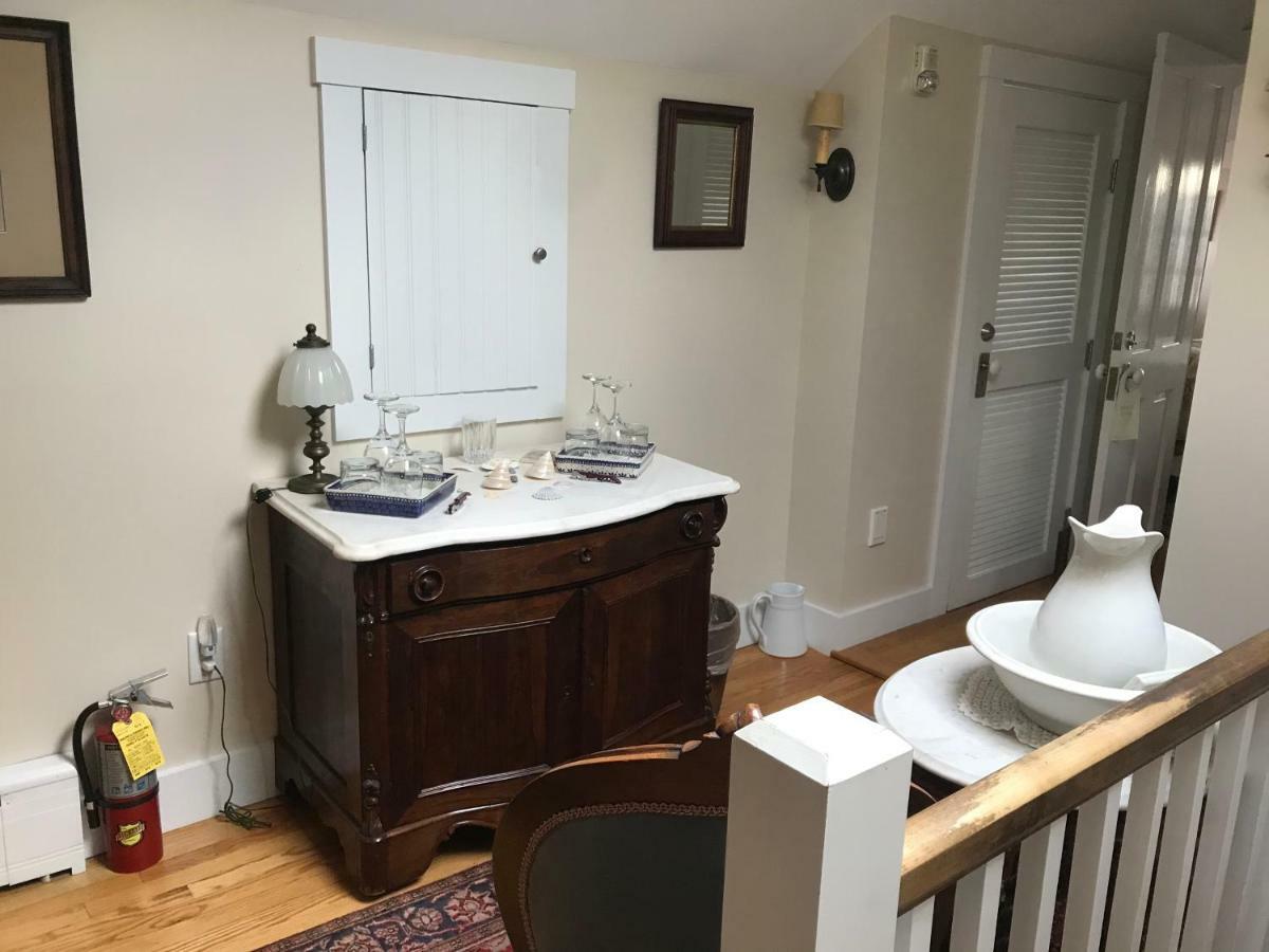 Revere Guest House Provincetown Exterior photo
